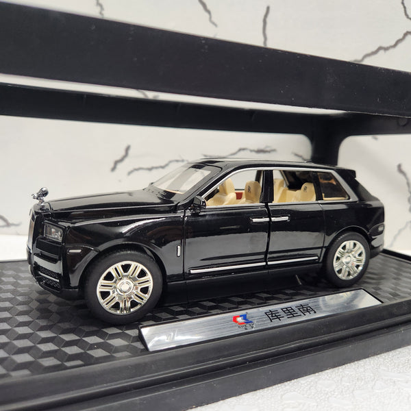 Rolls Royce Cullinan Metal Diecast Car 1:24 (20x8 cm)