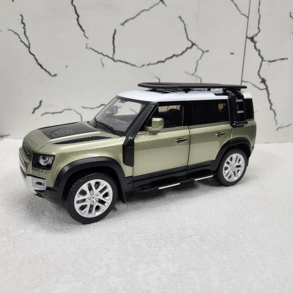 Defender 110 Green Metal Diecast Car 1:18 (28x11 cm)