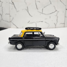 Load image into Gallery viewer, Mumbai Taxi Model Car