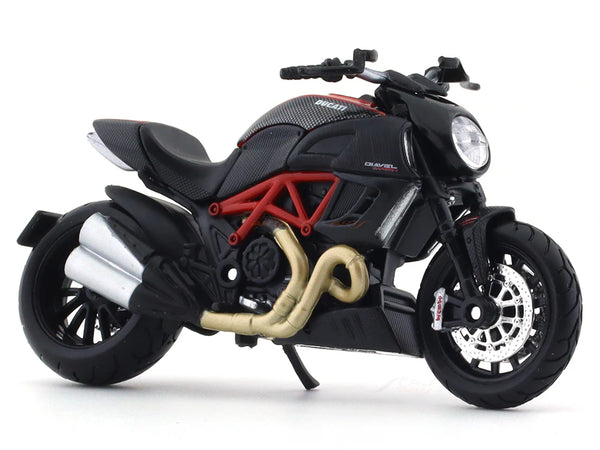 Ducati Diavel Carbon 1:18 Licensed Maisto Diecast Alloy Model Bike