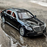 Mercedes E300L Metal Diecast Car 1:24 (21x8 cm)