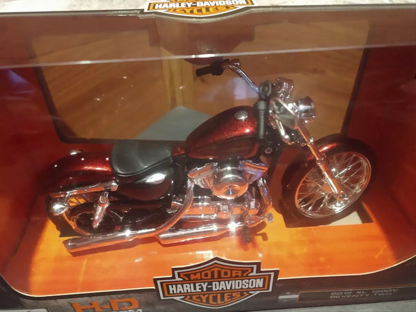 Harley Davidson XL 1200V Seventy Two 2012 1:12 Licensed Maisto Diecast Alloy Model Bike