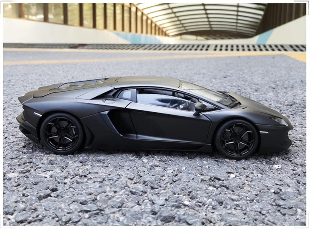 Lamborghini Aventador LP 700-4 Black Licensed Maisto 1:24 Diecast Scale Model