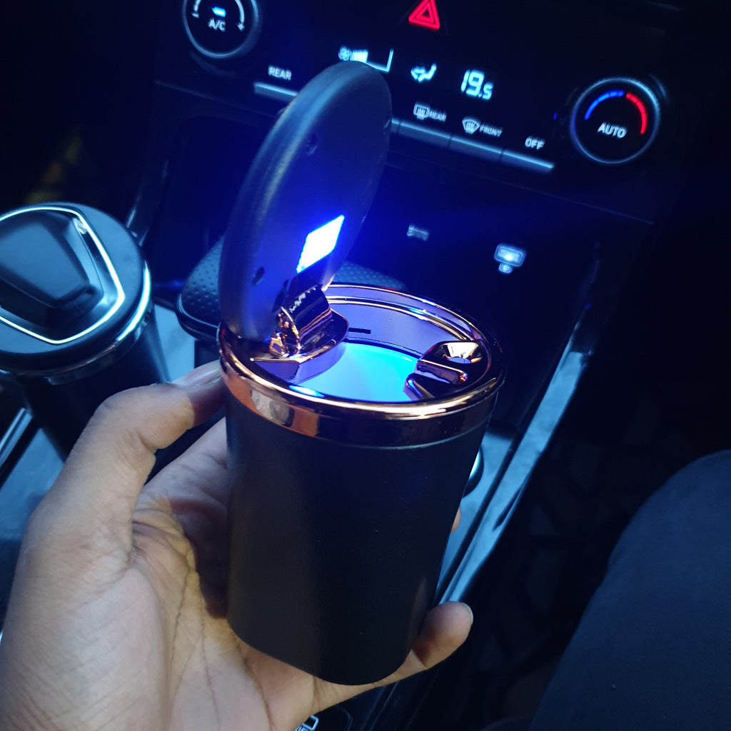 Cup Holder Round Ashtray with Blue Light (11 x 7.5 cm)